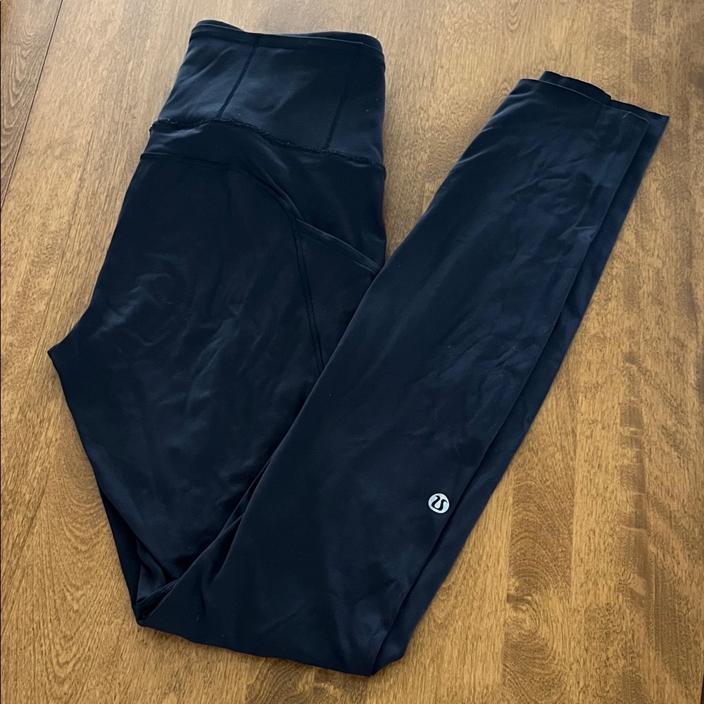 Lululemon Black Leggings with pockets size 4